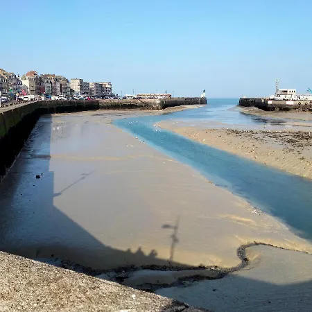 Petite Maison Pleine De Charme Au Treport..... Le Tréport