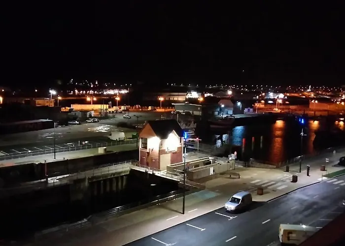 Petite Maison Pleine De Charme Au Treport..... *